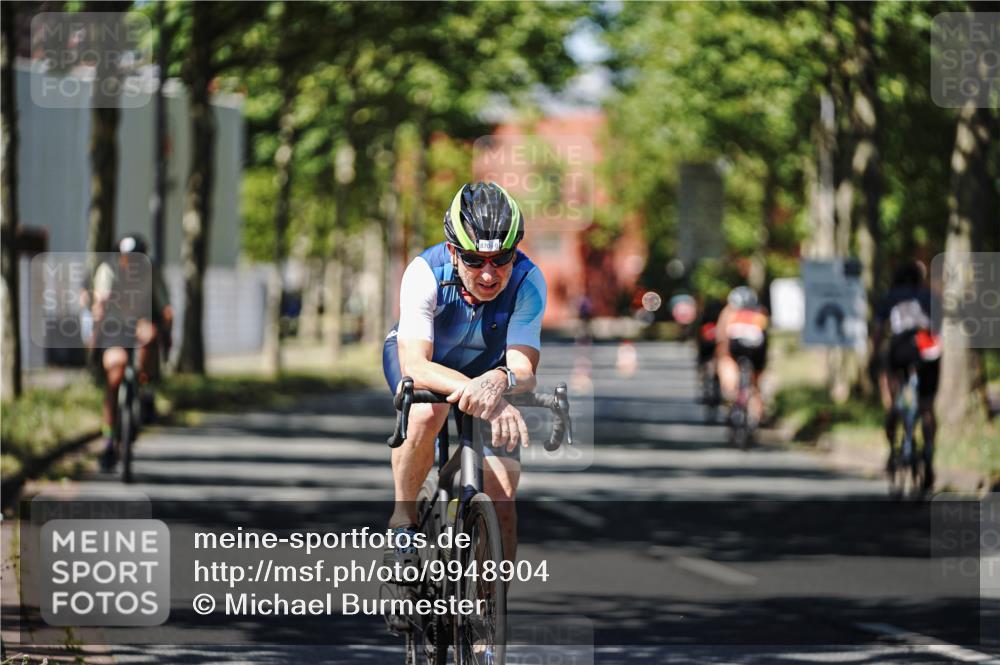 09.08.2026 - GEWOBA Citytriathlon Bremen Michael Burmester http://msf.ph/oto/9948904 09.08.2026 12:42:30 Radfahren 635, 768, 782, 870, 885, 966 meine-sportfotos.de