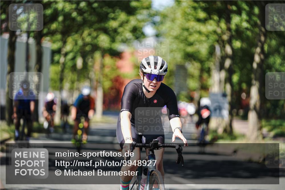 09.08.2026 - GEWOBA Citytriathlon Bremen Michael Burmester http://msf.ph/oto/9948927 09.08.2026 12:42:47 Radfahren 681, 720, 785, 890, 942, 966, 1104, 1140 meine-sportfotos.de