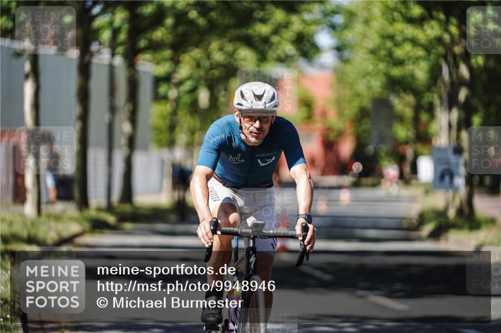 09.08.2026 - GEWOBA Citytriathlon Bremen Michael Burmester http://msf.ph/oto/9948946 09.08.2026 12:43:01 Radfahren 543, 588, 649, 785, 890, 942, 1010, 1104, 1140 meine-sportfotos.de