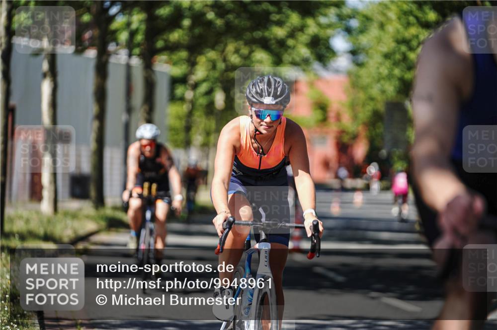 09.08.2026 - GEWOBA Citytriathlon Bremen Michael Burmester http://msf.ph/oto/9948961 09.08.2026 12:43:16 Radfahren 546, 558, 621, 649, 674, 700, 859, 887, 944, 945, 991, 996, 1108 meine-sportfotos.de