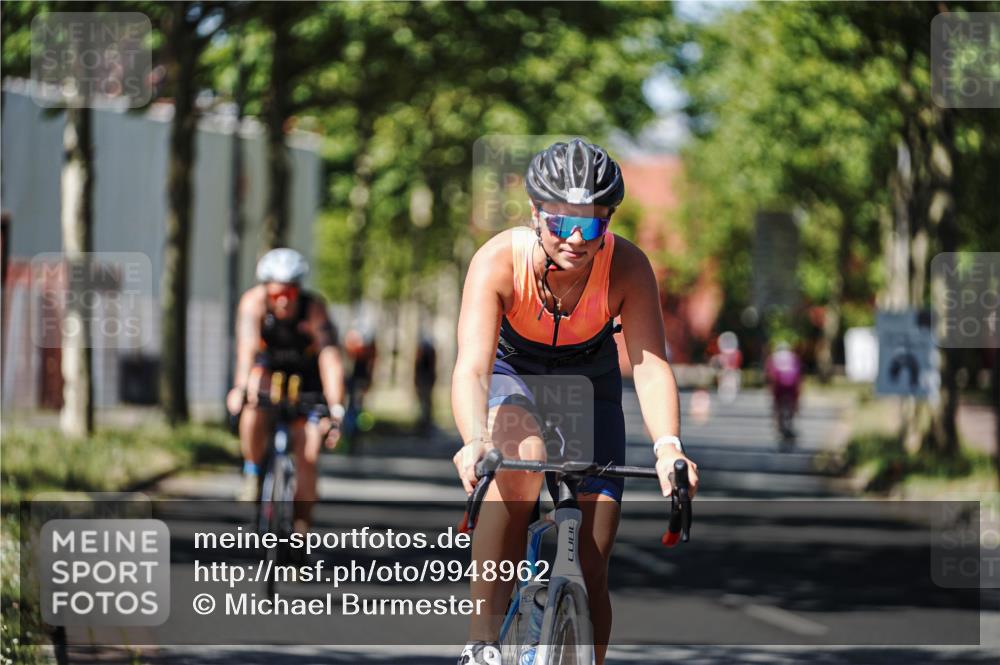 09.08.2026 - GEWOBA Citytriathlon Bremen Michael Burmester http://msf.ph/oto/9948962 09.08.2026 12:43:16 Radfahren 546, 558, 621, 649, 674, 700, 859, 887, 944, 945, 991, 996, 1108 meine-sportfotos.de