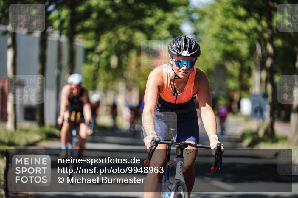 09.08.2026 - GEWOBA Citytriathlon Bremen Michael Burmester http://msf.ph/oto/9948963 09.08.2026 12:43:16 Radfahren 546, 558, 621, 649, 674, 700, 859, 887, 944, 945, 991, 996, 1108 meine-sportfotos.de