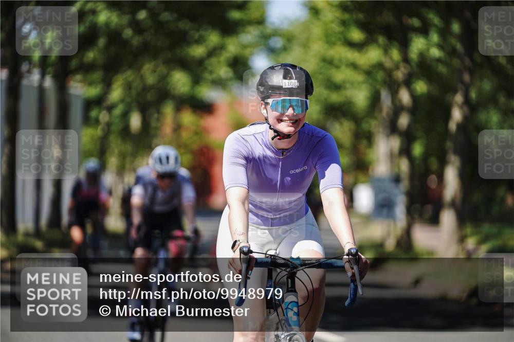 09.08.2026 - GEWOBA Citytriathlon Bremen Michael Burmester http://msf.ph/oto/9948979 09.08.2026 12:43:24 Radfahren 546, 558, 621, 643, 674, 700, 732, 859, 887, 898, 944, 945, 989, 991, 996, 1105, 1108, 1148 meine-sportfotos.de