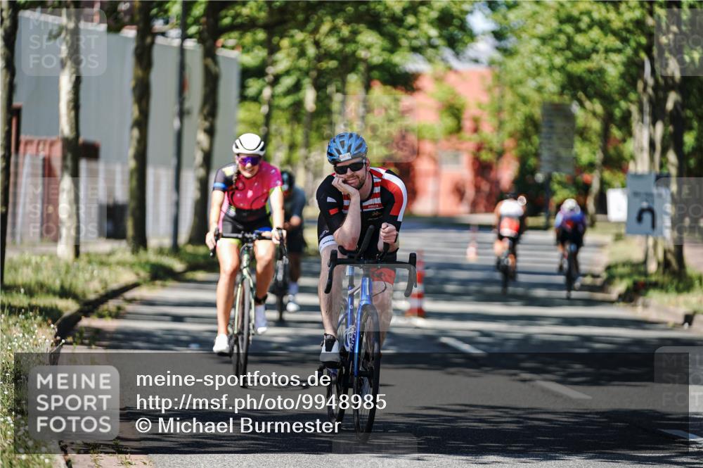 09.08.2026 - GEWOBA Citytriathlon Bremen Michael Burmester http://msf.ph/oto/9948985 09.08.2026 12:43:27 Radfahren 546, 558, 621, 643, 674, 700, 712, 732, 797, 898, 944, 989, 991, 1105, 1108, 1148 meine-sportfotos.de