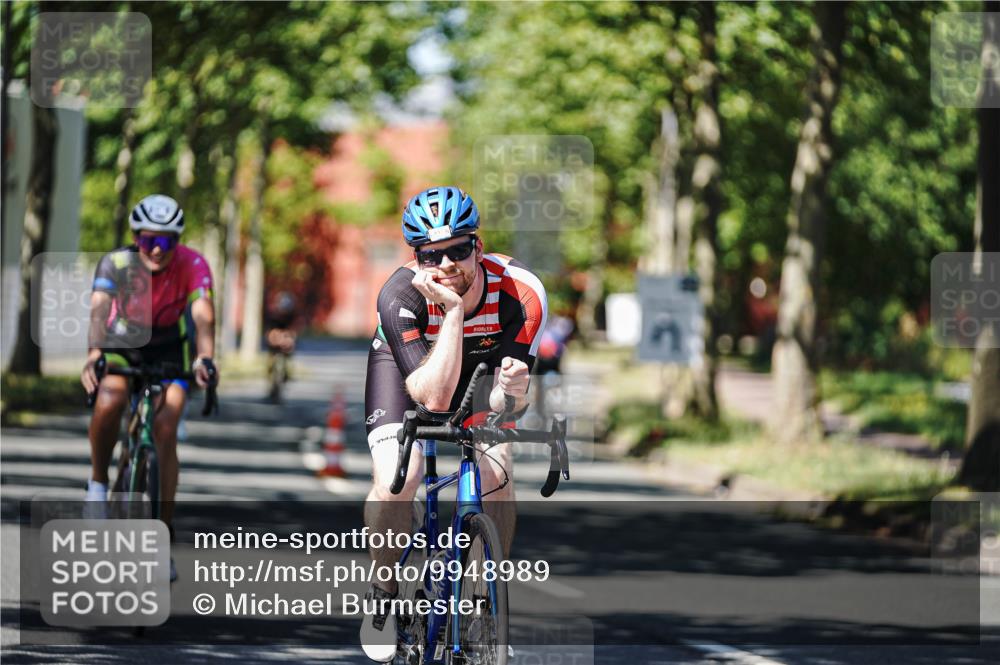 09.08.2026 - GEWOBA Citytriathlon Bremen Michael Burmester http://msf.ph/oto/9948989 09.08.2026 12:43:28 Radfahren 546, 558, 621, 643, 674, 700, 712, 732, 797, 898, 944, 989, 991, 1105, 1108, 1148 meine-sportfotos.de