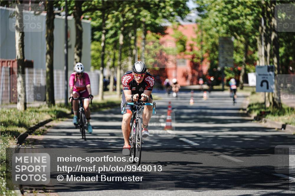 09.08.2026 - GEWOBA Citytriathlon Bremen Michael Burmester http://msf.ph/oto/9949013 09.08.2026 12:44:03 Radfahren 614, 661, 891, 951, 974 meine-sportfotos.de
