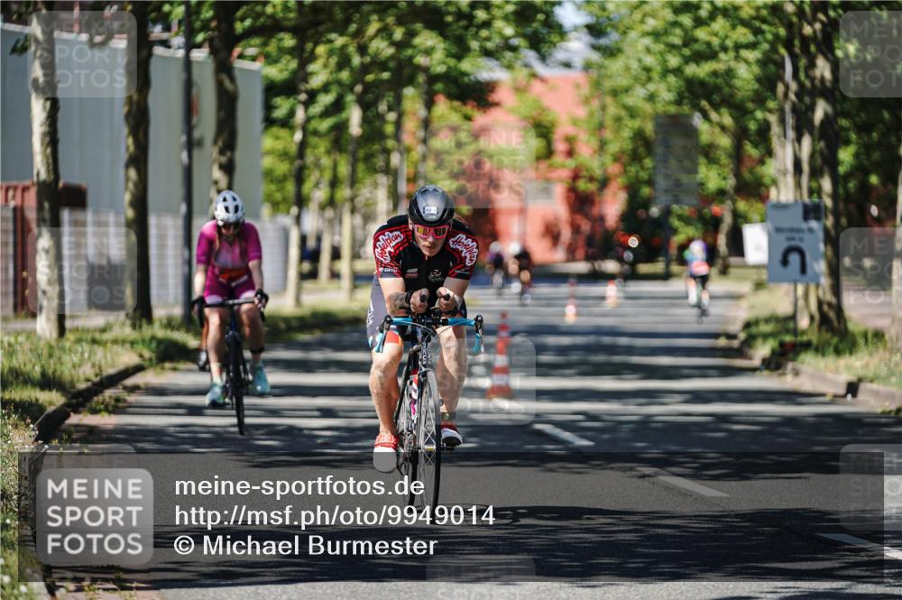 09.08.2026 - GEWOBA Citytriathlon Bremen Michael Burmester http://msf.ph/oto/9949014 09.08.2026 12:44:03 Radfahren 614, 661, 891, 951, 974 meine-sportfotos.de