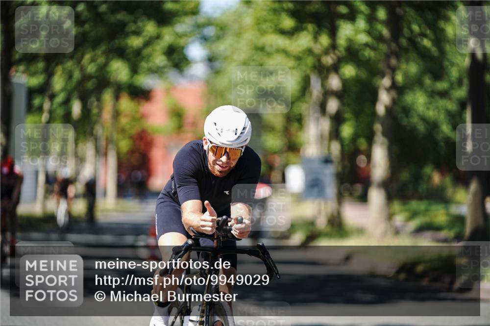 09.08.2026 - GEWOBA Citytriathlon Bremen Michael Burmester http://msf.ph/oto/9949029 09.08.2026 12:44:11 Radfahren 614, 660, 661, 714, 891, 951, 957, 974 meine-sportfotos.de