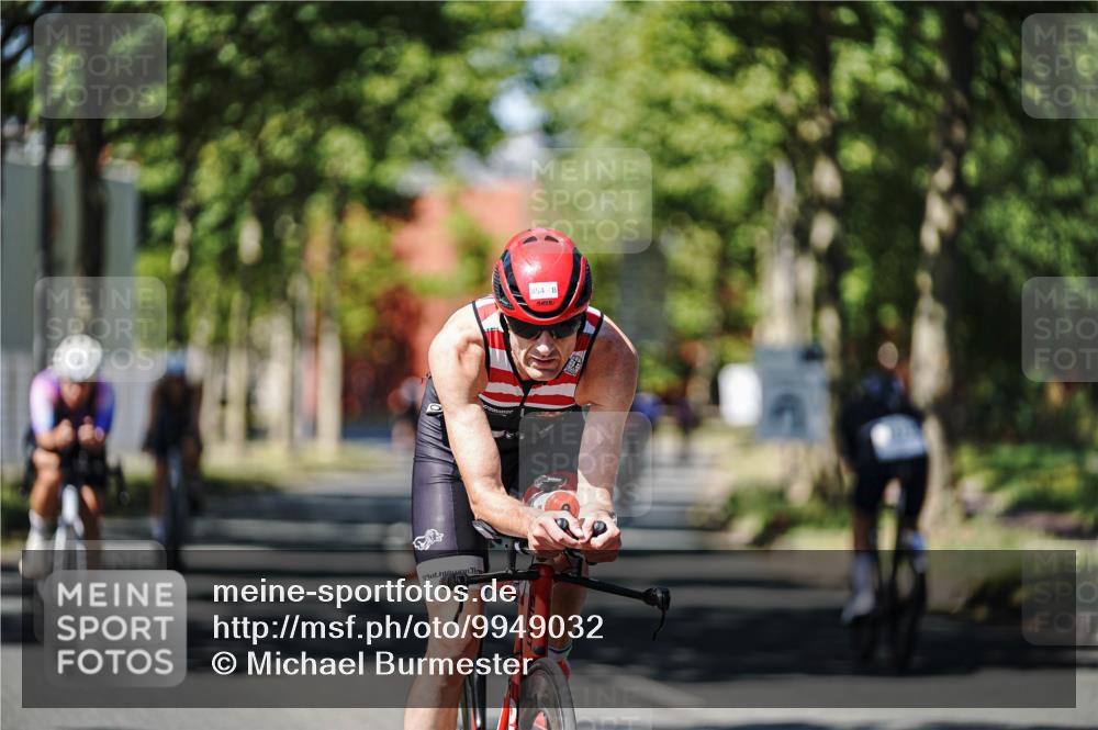 09.08.2026 - GEWOBA Citytriathlon Bremen Michael Burmester http://msf.ph/oto/9949032 09.08.2026 12:44:13 Radfahren 614, 658, 660, 661, 714, 854, 891, 957, 974 meine-sportfotos.de