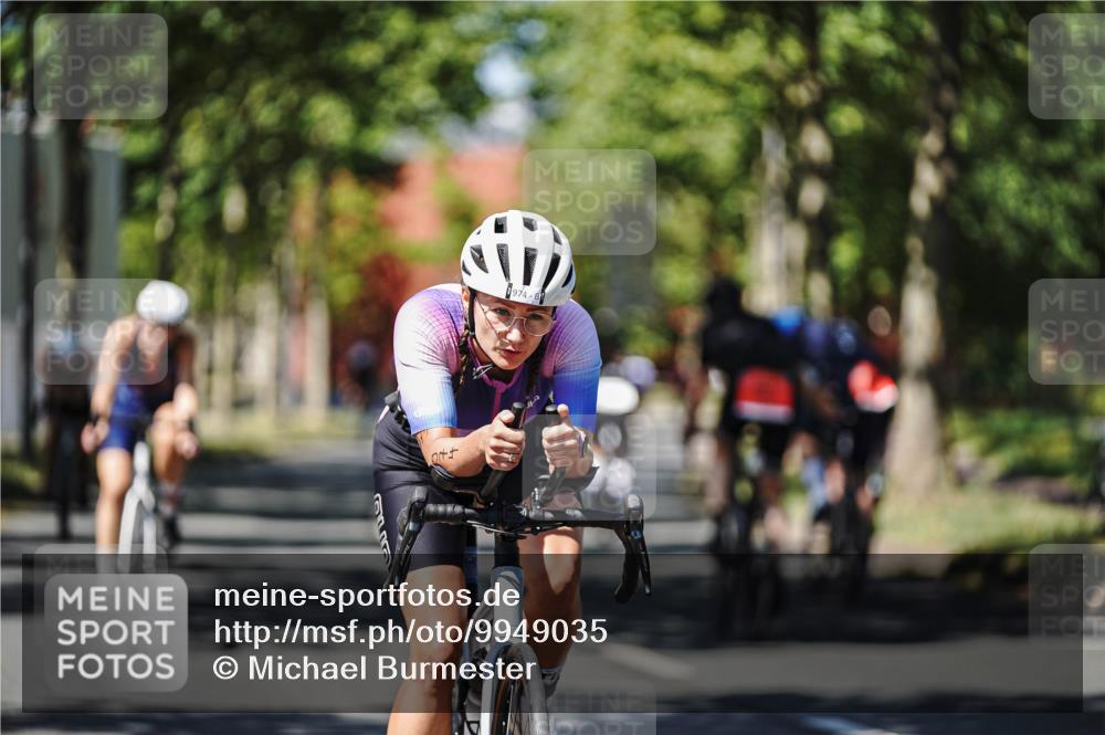09.08.2026 - GEWOBA Citytriathlon Bremen Michael Burmester http://msf.ph/oto/9949035 09.08.2026 12:44:14 Radfahren 614, 658, 660, 661, 714, 854, 891, 957, 974 meine-sportfotos.de