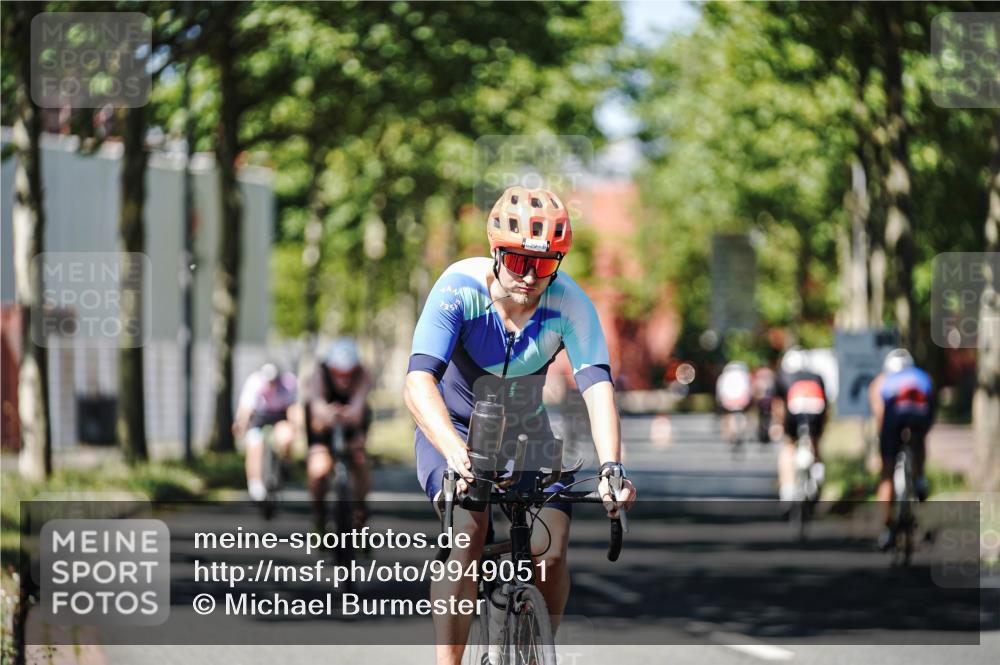 09.08.2026 - GEWOBA Citytriathlon Bremen Michael Burmester http://msf.ph/oto/9949051 09.08.2026 12:44:24 Radfahren 587, 629, 658, 660, 714, 779, 854, 957, 1014, 1106, 1122, 1152 meine-sportfotos.de