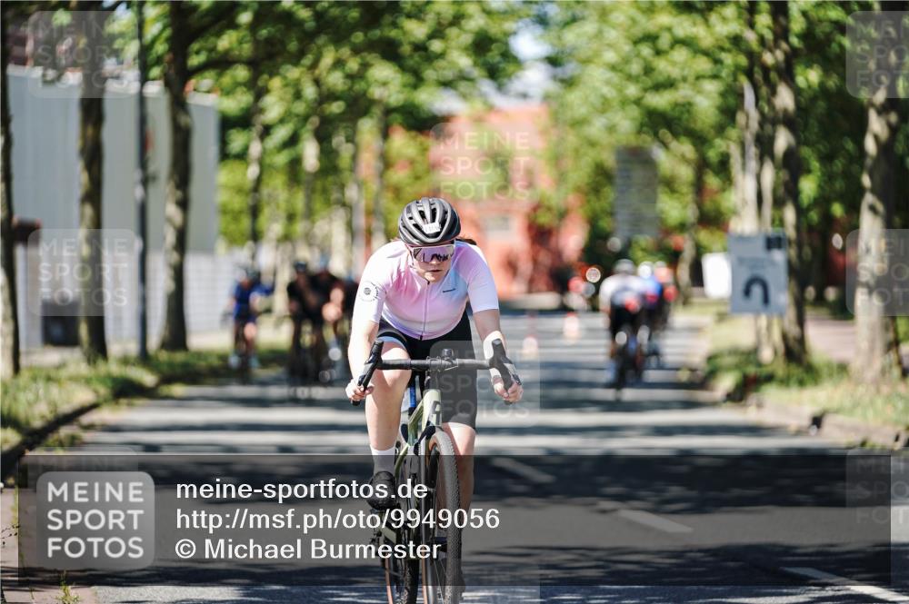 09.08.2026 - GEWOBA Citytriathlon Bremen Michael Burmester http://msf.ph/oto/9949056 09.08.2026 12:44:27 Radfahren 587, 629, 658, 669, 714, 771, 779, 854, 957, 1014, 1106, 1122, 1152 meine-sportfotos.de