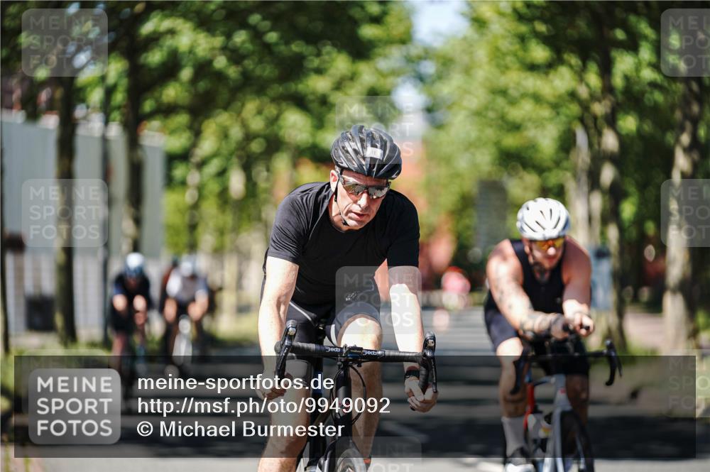 09.08.2026 - GEWOBA Citytriathlon Bremen Michael Burmester http://msf.ph/oto/9949092 09.08.2026 12:44:57 Radfahren 607, 666, 729, 813, 831, 842, 843, 853, 941, 985, 1117 meine-sportfotos.de