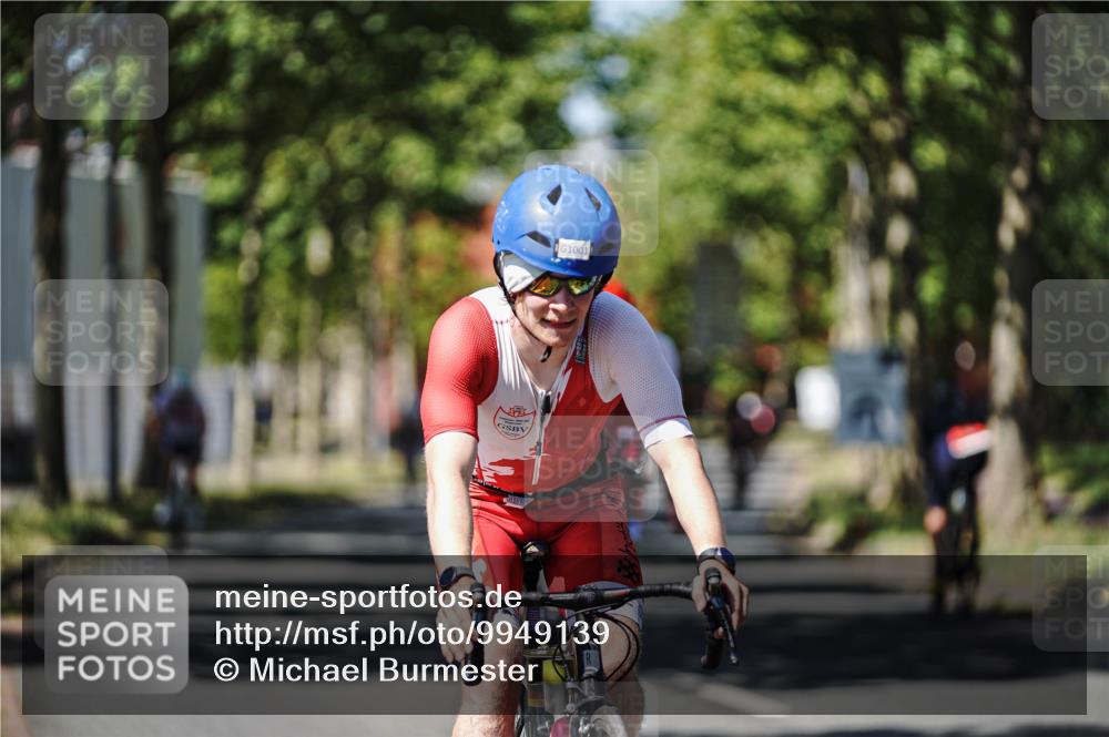 09.08.2026 - GEWOBA Citytriathlon Bremen Michael Burmester http://msf.ph/oto/9949139 09.08.2026 12:45:27 Radfahren 549, 551, 585, 738, 764, 828, 878, 997, 1001, 1004, 1157 meine-sportfotos.de