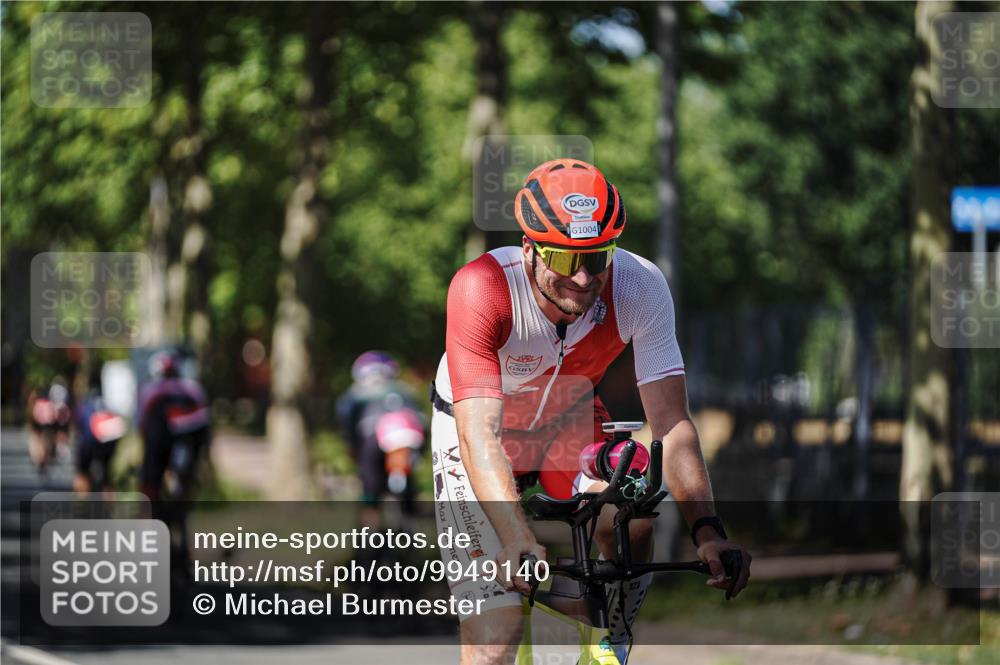 09.08.2026 - GEWOBA Citytriathlon Bremen Michael Burmester http://msf.ph/oto/9949140 09.08.2026 12:45:28 Radfahren 549, 551, 585, 738, 764, 828, 878, 997, 1001, 1004, 1157 meine-sportfotos.de