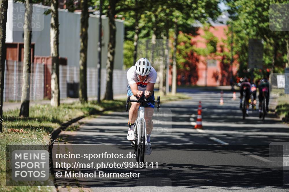 09.08.2026 - GEWOBA Citytriathlon Bremen Michael Burmester http://msf.ph/oto/9949141 09.08.2026 12:45:30 Radfahren 551, 585, 738, 764, 828, 1001, 1004 meine-sportfotos.de