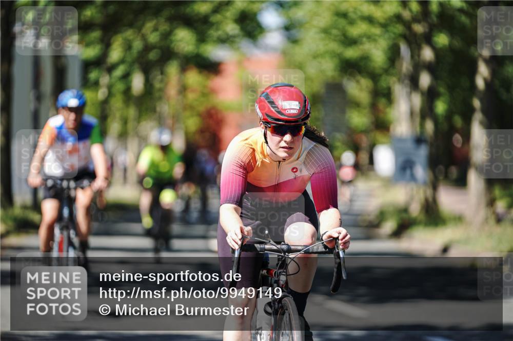 09.08.2026 - GEWOBA Citytriathlon Bremen Michael Burmester http://msf.ph/oto/9949149 09.08.2026 12:45:44 Radfahren 630, 632, 723, 791, 830, 856, 881, 908, 922, 927, 1011 meine-sportfotos.de