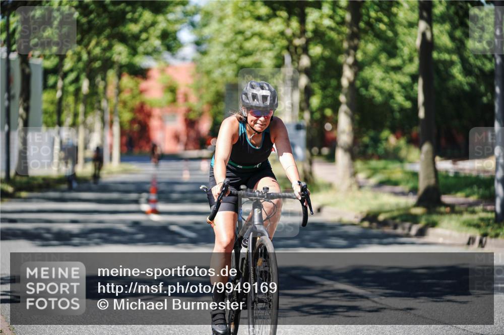 09.08.2026 - GEWOBA Citytriathlon Bremen Michael Burmester http://msf.ph/oto/9949169 09.08.2026 12:45:54 Radfahren 630, 632, 691, 703, 723, 791, 830, 856, 881, 908, 913, 922, 927, 962, 1007, 1011 meine-sportfotos.de