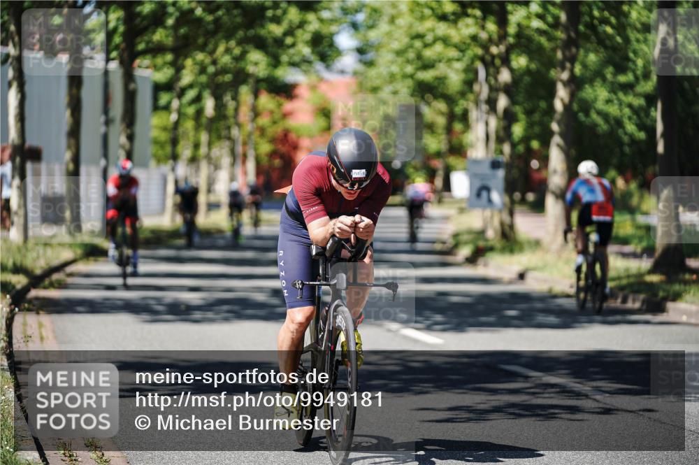 09.08.2026 - GEWOBA Citytriathlon Bremen Michael Burmester http://msf.ph/oto/9949181 09.08.2026 12:46:06 Radfahren 698, 703, 746, 775, 899, 913, 962, 1002, 1007 meine-sportfotos.de