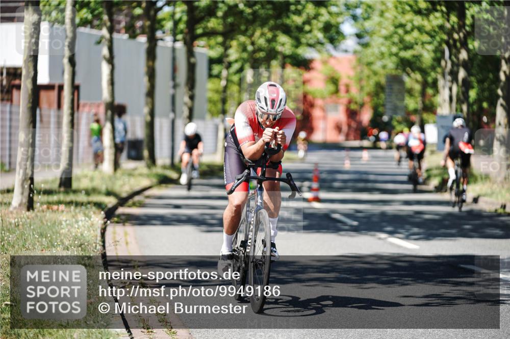09.08.2026 - GEWOBA Citytriathlon Bremen Michael Burmester http://msf.ph/oto/9949186 09.08.2026 12:46:08 Radfahren 698, 703, 746, 775, 899, 913, 917, 1002 meine-sportfotos.de