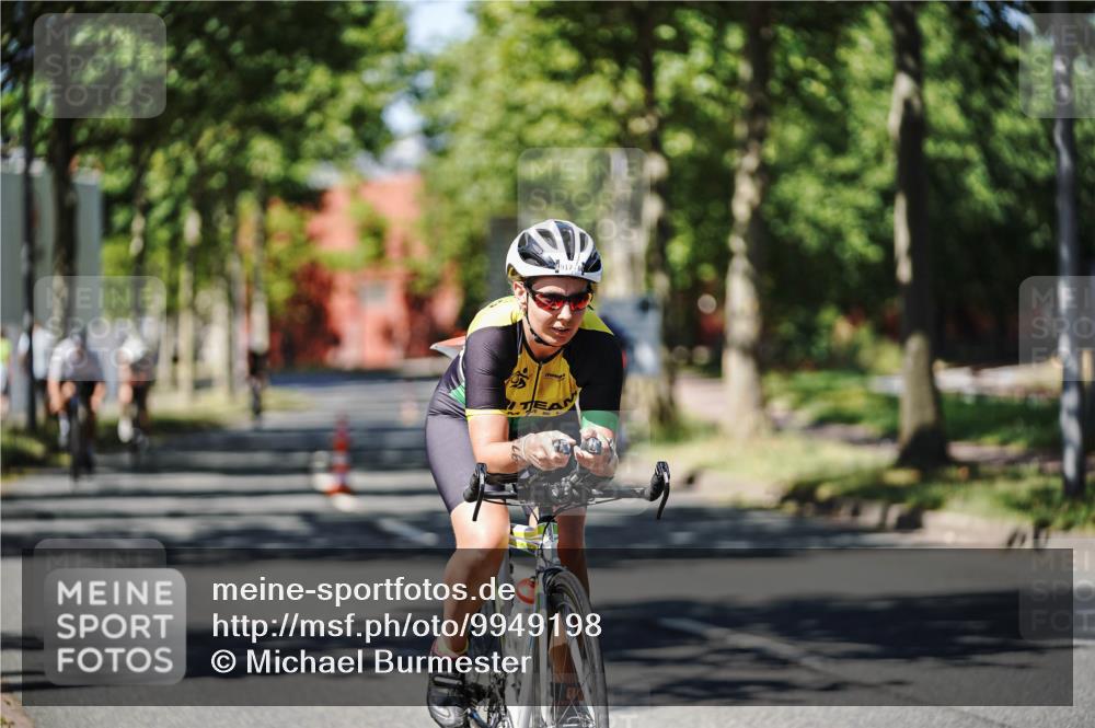 09.08.2026 - GEWOBA Citytriathlon Bremen Michael Burmester http://msf.ph/oto/9949198 09.08.2026 12:46:17 Radfahren 698, 746, 835, 899, 917, 958, 1002 meine-sportfotos.de