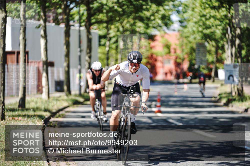 09.08.2026 - GEWOBA Citytriathlon Bremen Michael Burmester http://msf.ph/oto/9949203 09.08.2026 12:46:20 Radfahren 575, 746, 835, 917, 958, 1002 meine-sportfotos.de