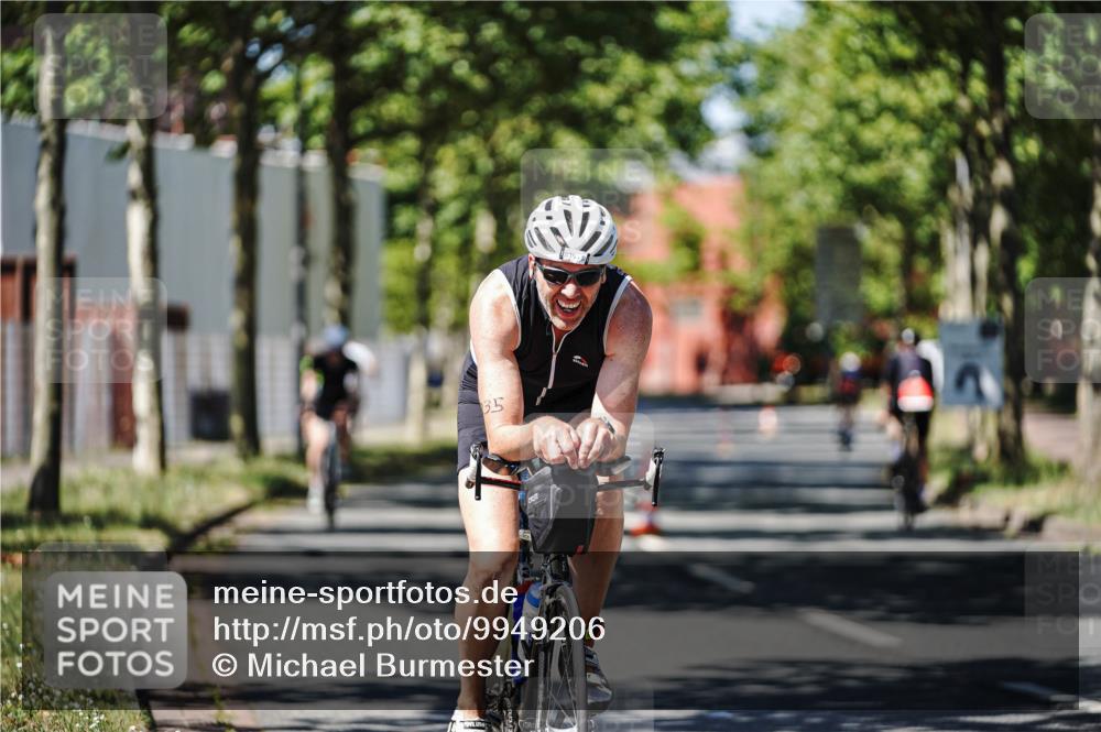 09.08.2026 - GEWOBA Citytriathlon Bremen Michael Burmester http://msf.ph/oto/9949206 09.08.2026 12:46:21 Radfahren 575, 746, 835, 917, 958, 1002 meine-sportfotos.de