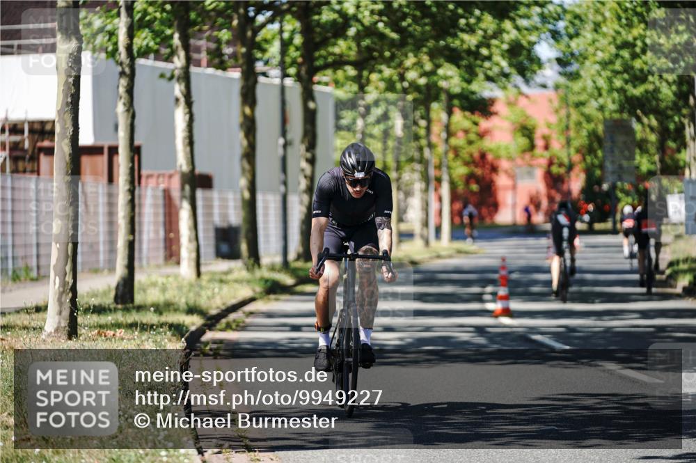 09.08.2026 - GEWOBA Citytriathlon Bremen Michael Burmester http://msf.ph/oto/9949227 09.08.2026 12:47:02 Radfahren 112, 580, 616, 692, 697 meine-sportfotos.de