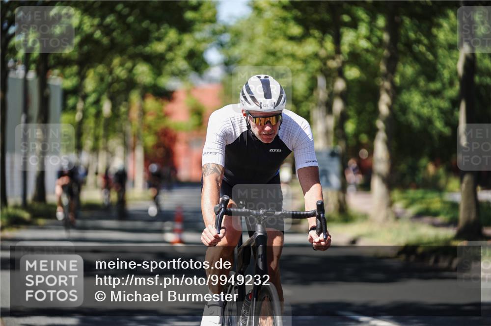 09.08.2026 - GEWOBA Citytriathlon Bremen Michael Burmester http://msf.ph/oto/9949232 09.08.2026 12:47:14 Radfahren 554, 646, 697, 721, 825, 969 meine-sportfotos.de