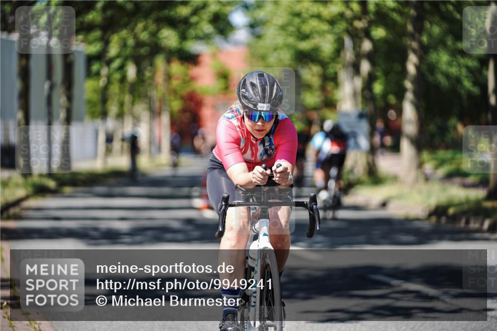09.08.2026 - GEWOBA Citytriathlon Bremen Michael Burmester http://msf.ph/oto/9949241 09.08.2026 12:47:20 Radfahren 540, 554, 646, 662, 721, 793, 825, 969 meine-sportfotos.de