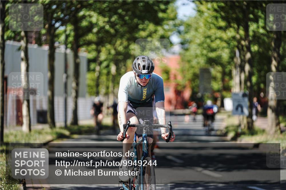 09.08.2026 - GEWOBA Citytriathlon Bremen Michael Burmester http://msf.ph/oto/9949244 09.08.2026 12:47:26 Radfahren 540, 554, 619, 646, 662, 721, 747, 793, 825, 969 meine-sportfotos.de