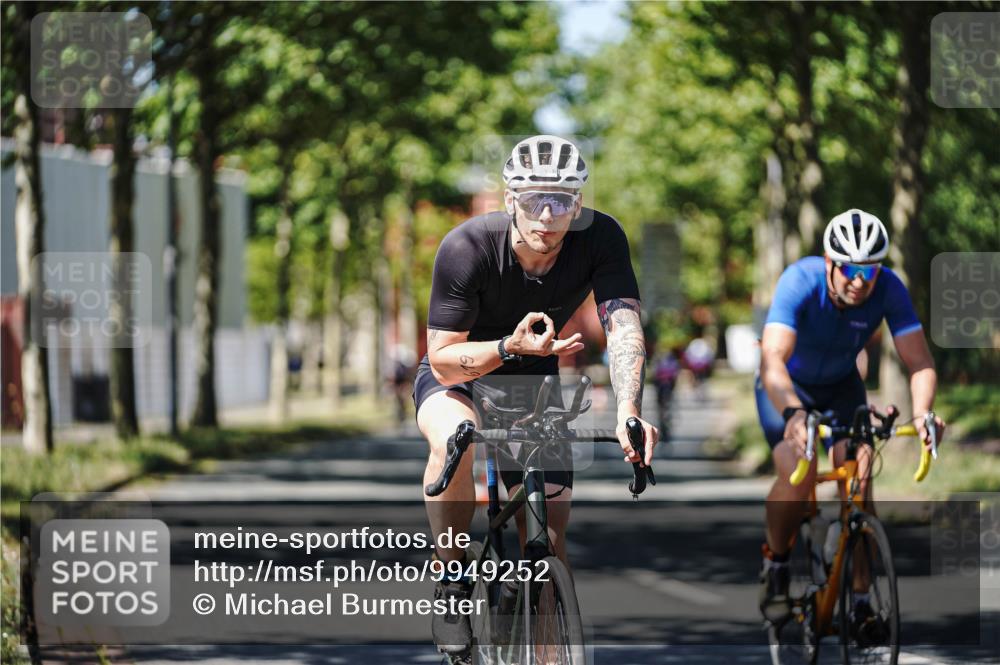 09.08.2026 - GEWOBA Citytriathlon Bremen Michael Burmester http://msf.ph/oto/9949252 09.08.2026 12:47:32 Radfahren 540, 593, 619, 646, 662, 721, 747, 793 meine-sportfotos.de