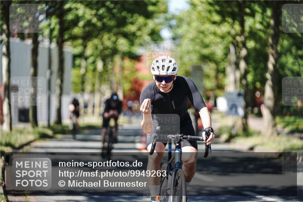09.08.2026 - GEWOBA Citytriathlon Bremen Michael Burmester http://msf.ph/oto/9949263 09.08.2026 12:47:41 Radfahren 593, 619, 642, 719, 735, 747 meine-sportfotos.de