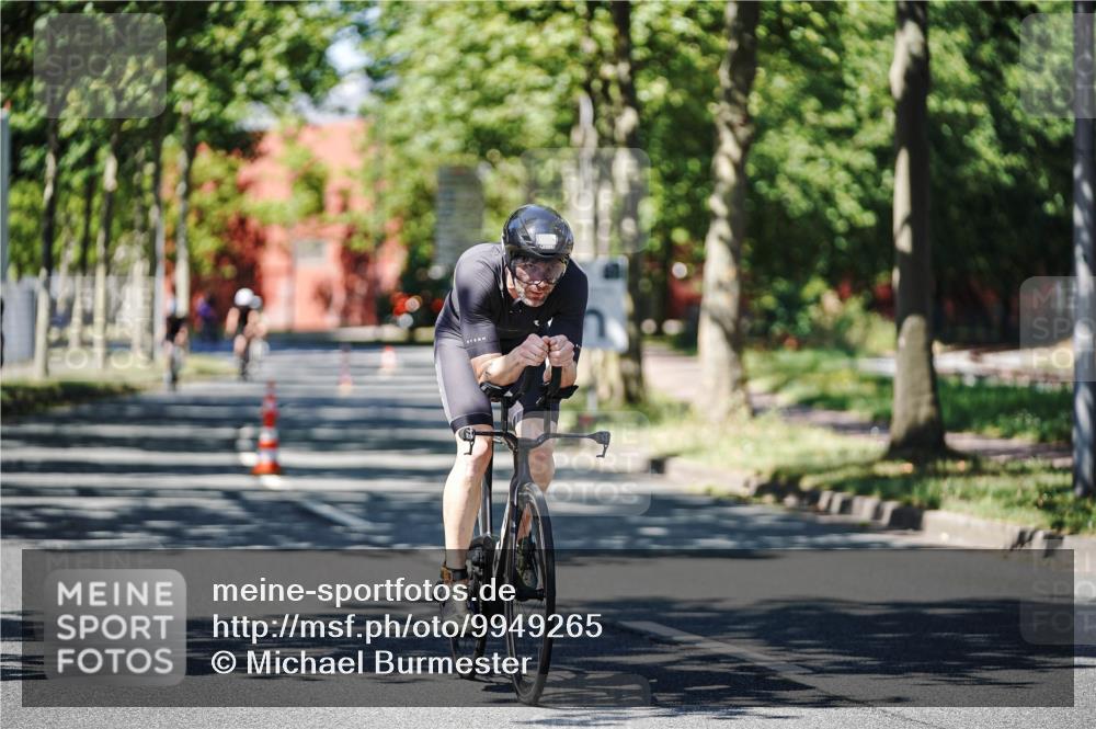 09.08.2026 - GEWOBA Citytriathlon Bremen Michael Burmester http://msf.ph/oto/9949265 09.08.2026 12:47:42 Radfahren 593, 618, 619, 642, 719, 735, 747, 904 meine-sportfotos.de