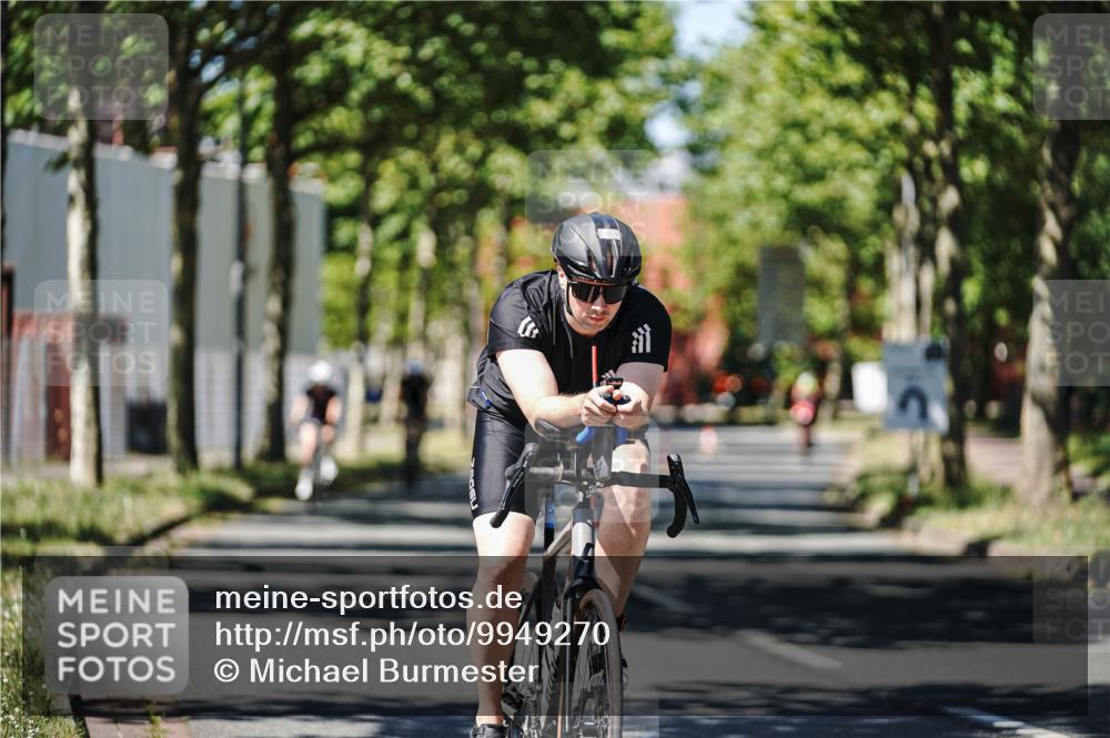 09.08.2026 - GEWOBA Citytriathlon Bremen Michael Burmester http://msf.ph/oto/9949270 09.08.2026 12:47:45 Radfahren 593, 618, 642, 719, 735, 904 meine-sportfotos.de