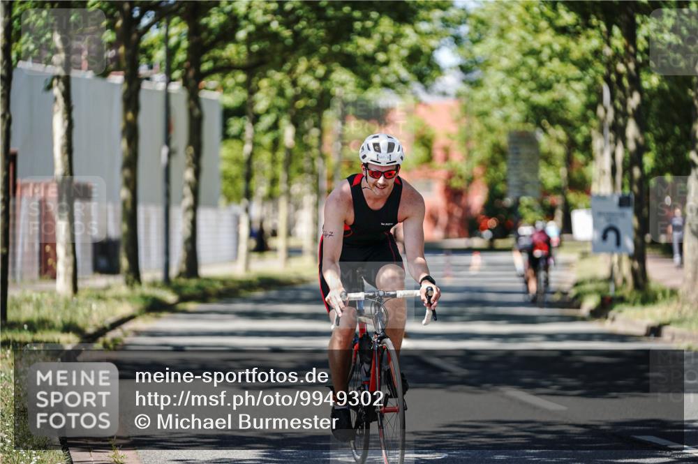 09.08.2026 - GEWOBA Citytriathlon Bremen Michael Burmester http://msf.ph/oto/9949302 09.08.2026 12:48:14 Radfahren 547, 563, 605, 677, 683, 688, 811, 883, 955, 1116 meine-sportfotos.de