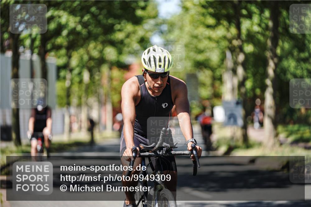 09.08.2026 - GEWOBA Citytriathlon Bremen Michael Burmester http://msf.ph/oto/9949309 09.08.2026 12:48:23 Radfahren 547, 605, 613, 677, 822, 955 meine-sportfotos.de