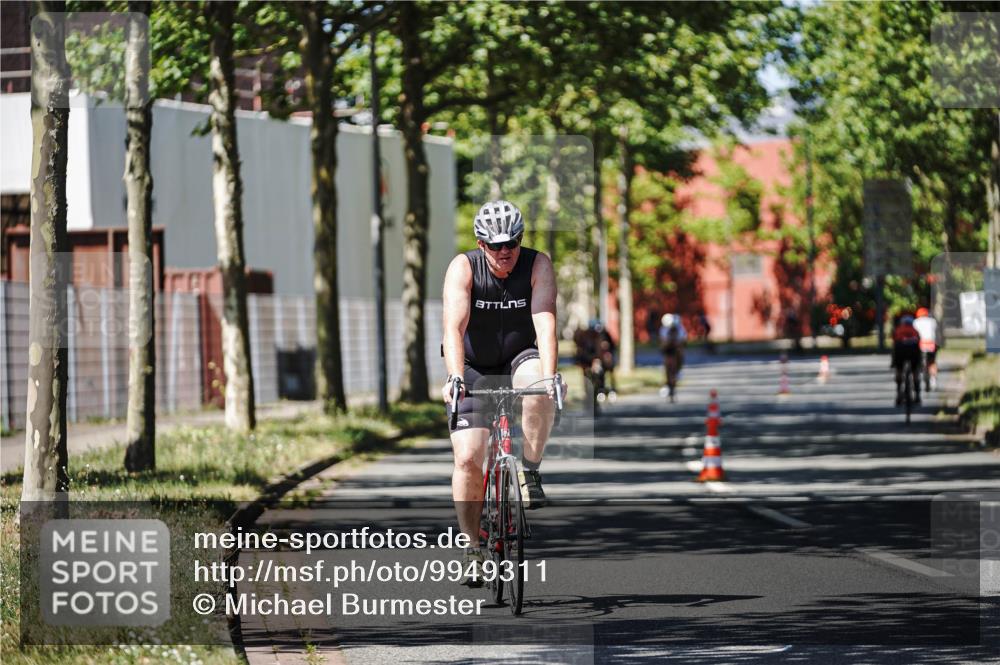 09.08.2026 - GEWOBA Citytriathlon Bremen Michael Burmester http://msf.ph/oto/9949311 09.08.2026 12:48:25 Radfahren 547, 605, 613, 677, 769, 822 meine-sportfotos.de