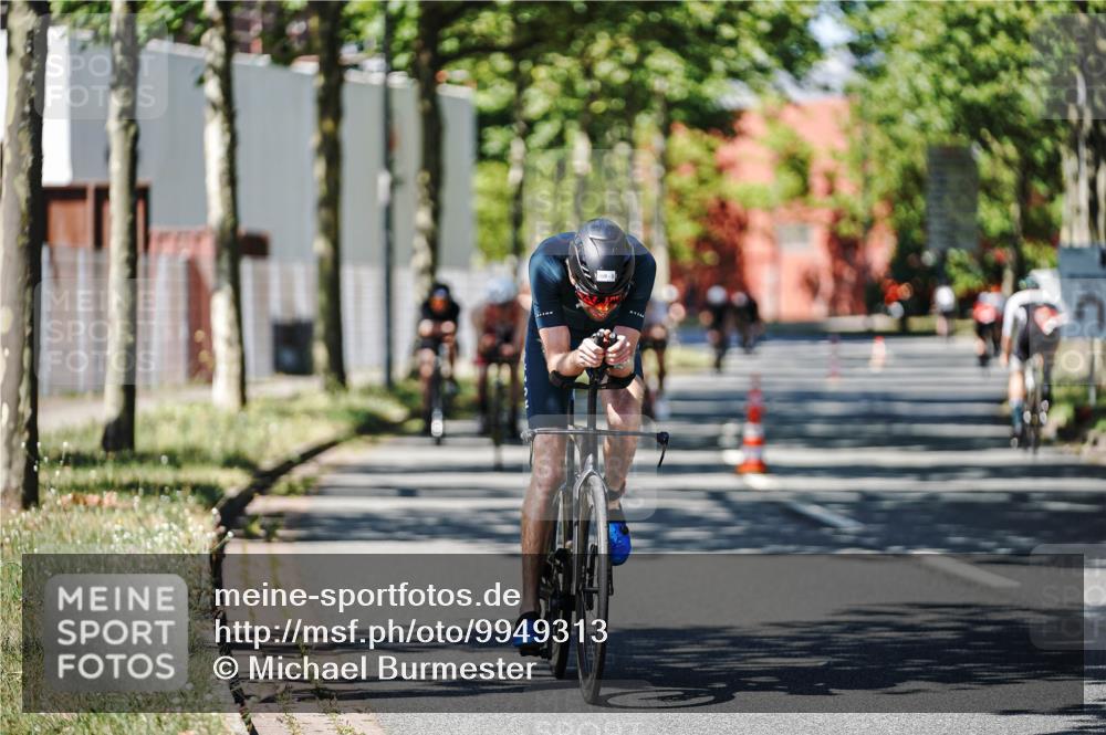 09.08.2026 - GEWOBA Citytriathlon Bremen Michael Burmester http://msf.ph/oto/9949313 09.08.2026 12:48:28 Radfahren 561, 605, 613, 677, 769, 822 meine-sportfotos.de