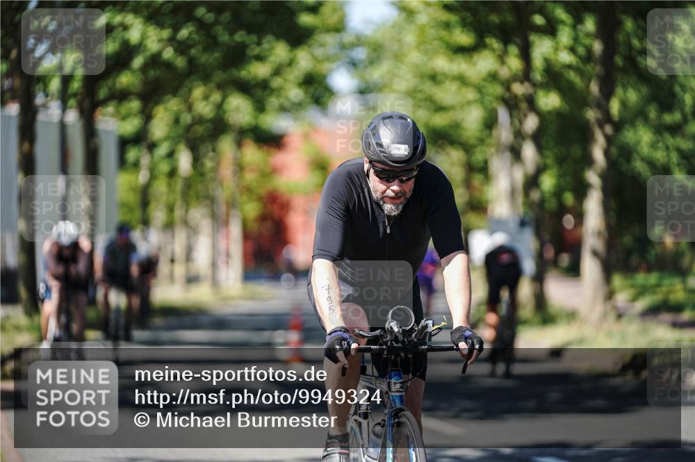 09.08.2026 - GEWOBA Citytriathlon Bremen Michael Burmester http://msf.ph/oto/9949324 09.08.2026 12:48:40 Radfahren 544, 561, 613, 645, 685, 769, 795, 822, 824, 882 meine-sportfotos.de