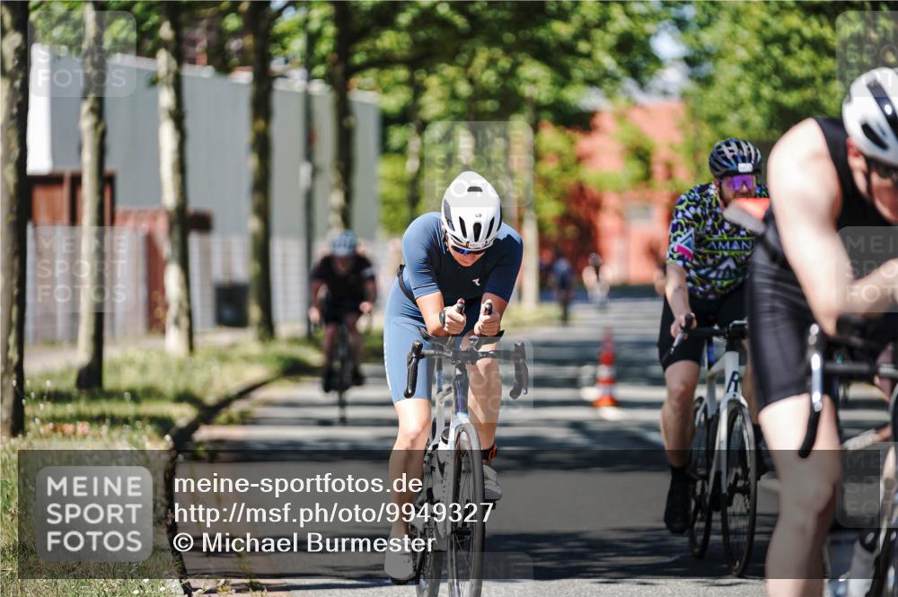 09.08.2026 - GEWOBA Citytriathlon Bremen Michael Burmester http://msf.ph/oto/9949327 09.08.2026 12:48:42 Radfahren 544, 561, 613, 645, 685, 769, 795, 822, 824, 882, 959 meine-sportfotos.de
