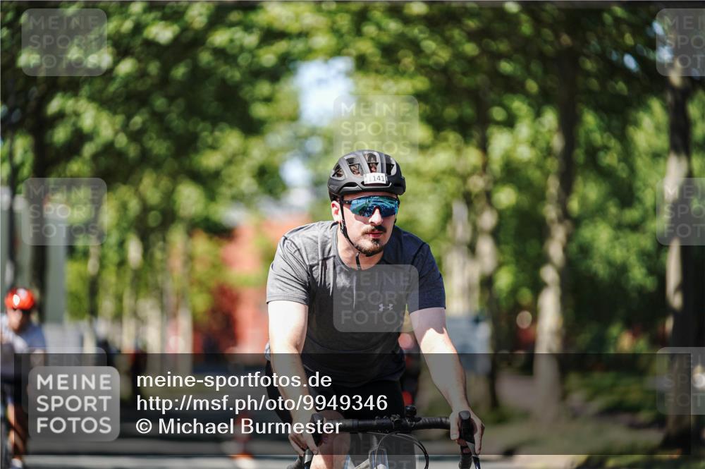 09.08.2026 - GEWOBA Citytriathlon Bremen Michael Burmester http://msf.ph/oto/9949346 09.08.2026 12:49:04 Radfahren 592, 641, 647, 724, 905, 1141, 1149 meine-sportfotos.de