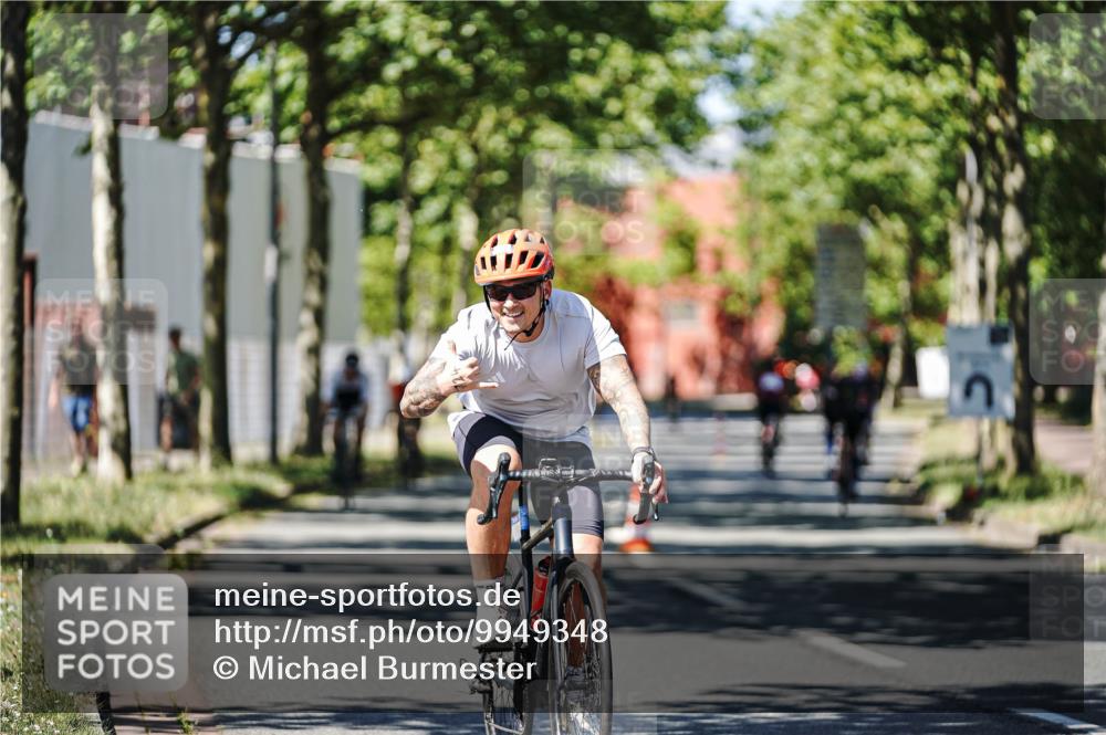 09.08.2026 - GEWOBA Citytriathlon Bremen Michael Burmester http://msf.ph/oto/9949348 09.08.2026 12:49:05 Radfahren 592, 641, 647, 724, 905, 1141, 1149 meine-sportfotos.de