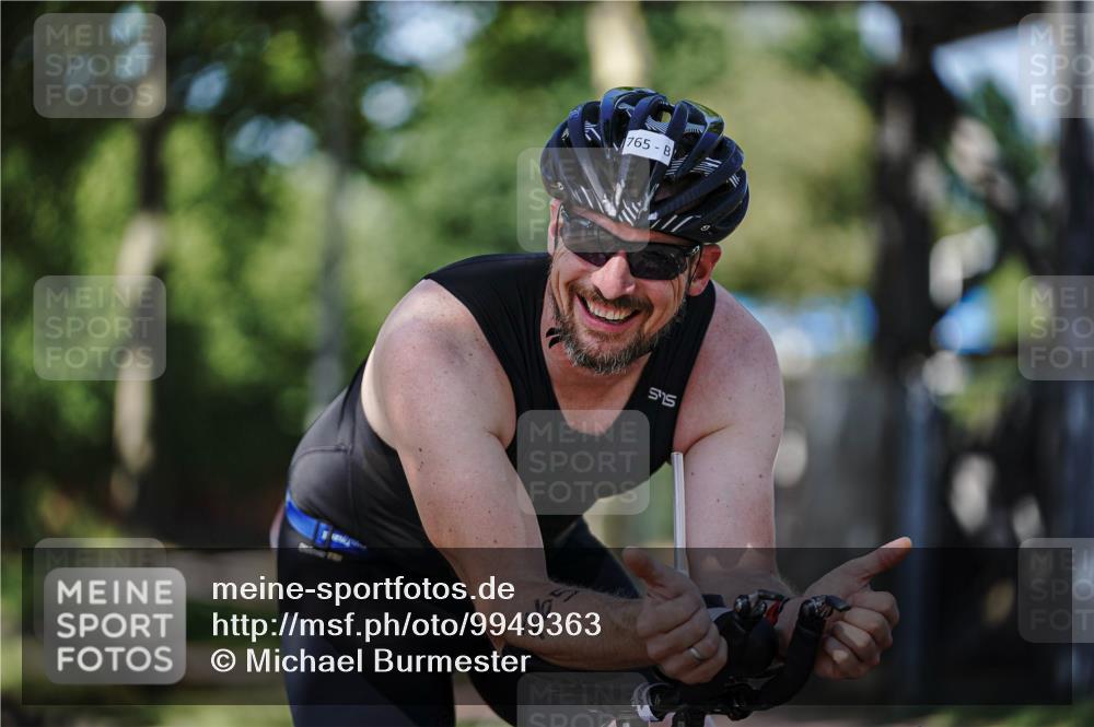 09.08.2026 - GEWOBA Citytriathlon Bremen Michael Burmester http://msf.ph/oto/9949363 09.08.2026 12:49:17 Radfahren 569, 647, 757, 765, 905, 999, 1160 meine-sportfotos.de