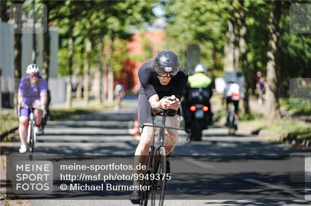 09.08.2026 - GEWOBA Citytriathlon Bremen Michael Burmester http://msf.ph/oto/9949375 09.08.2026 12:49:26 Radfahren 569, 583, 757, 765, 803, 963, 999, 1160 meine-sportfotos.de