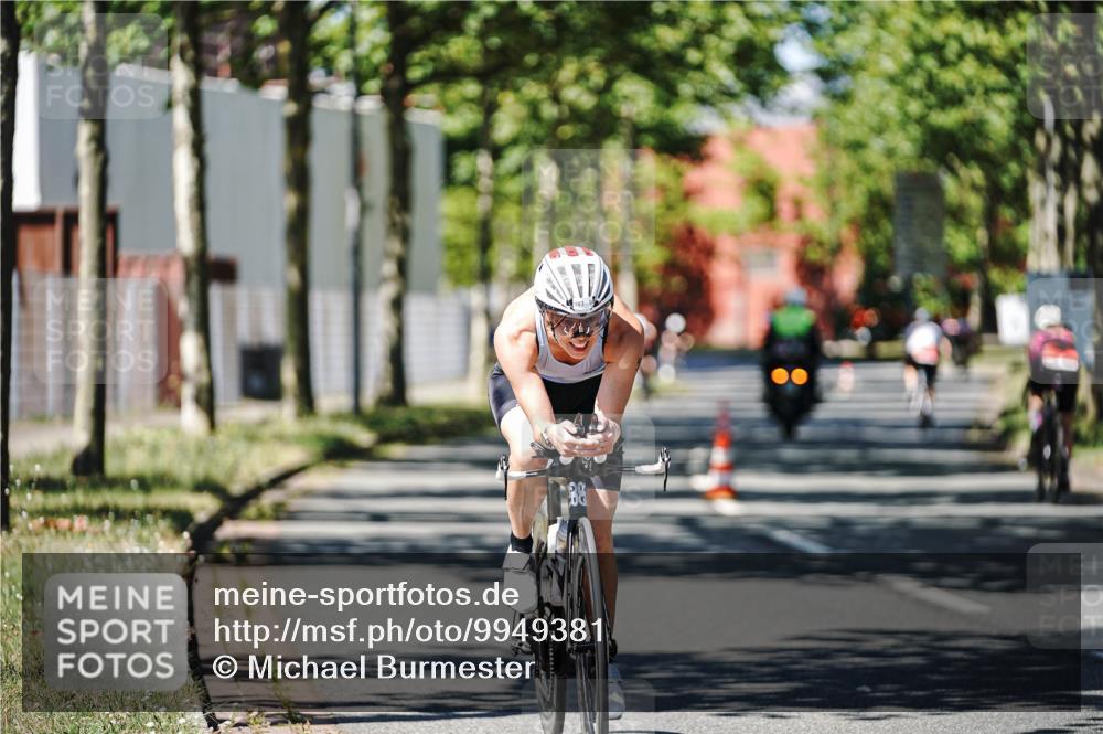 09.08.2026 - GEWOBA Citytriathlon Bremen Michael Burmester http://msf.ph/oto/9949381 09.08.2026 12:49:29 Radfahren 569, 583, 710, 757, 765, 803, 924, 963, 983, 999, 1160 meine-sportfotos.de