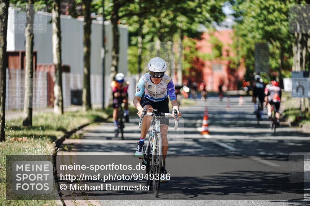 09.08.2026 - GEWOBA Citytriathlon Bremen Michael Burmester http://msf.ph/oto/9949386 09.08.2026 12:49:34 Radfahren 569, 583, 680, 710, 803, 924, 963, 983, 1160 meine-sportfotos.de
