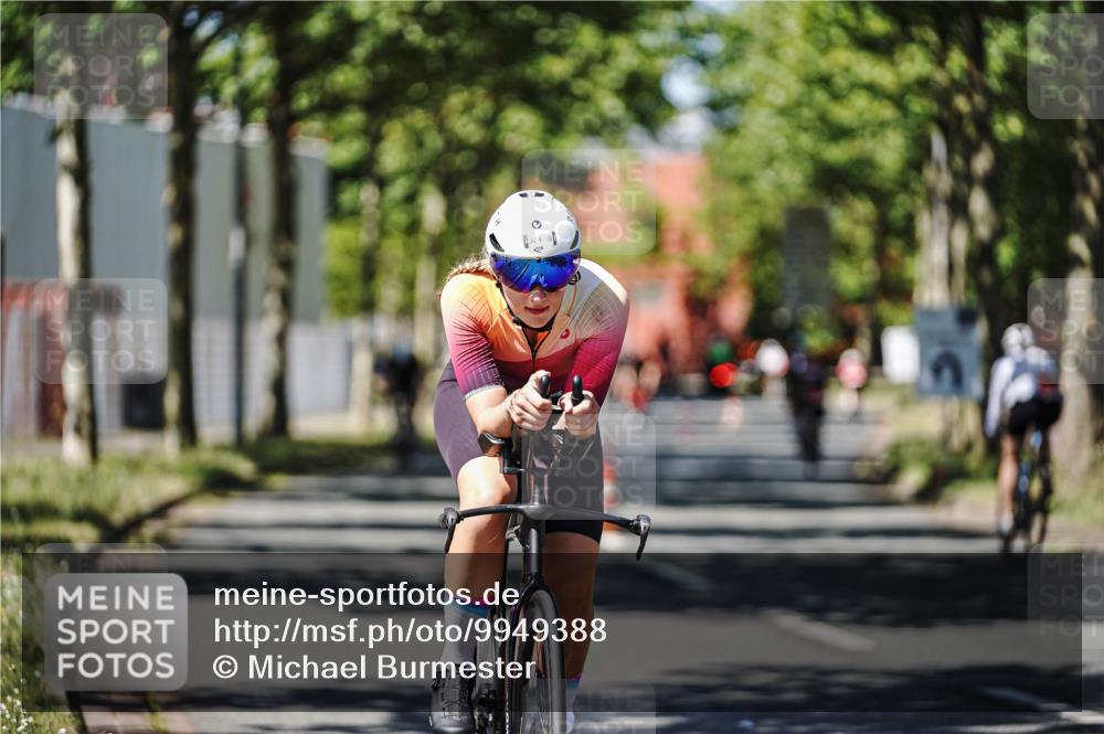 09.08.2026 - GEWOBA Citytriathlon Bremen Michael Burmester http://msf.ph/oto/9949388 09.08.2026 12:49:36 Radfahren 583, 680, 710, 803, 924, 963, 983, 1150, 1160 meine-sportfotos.de