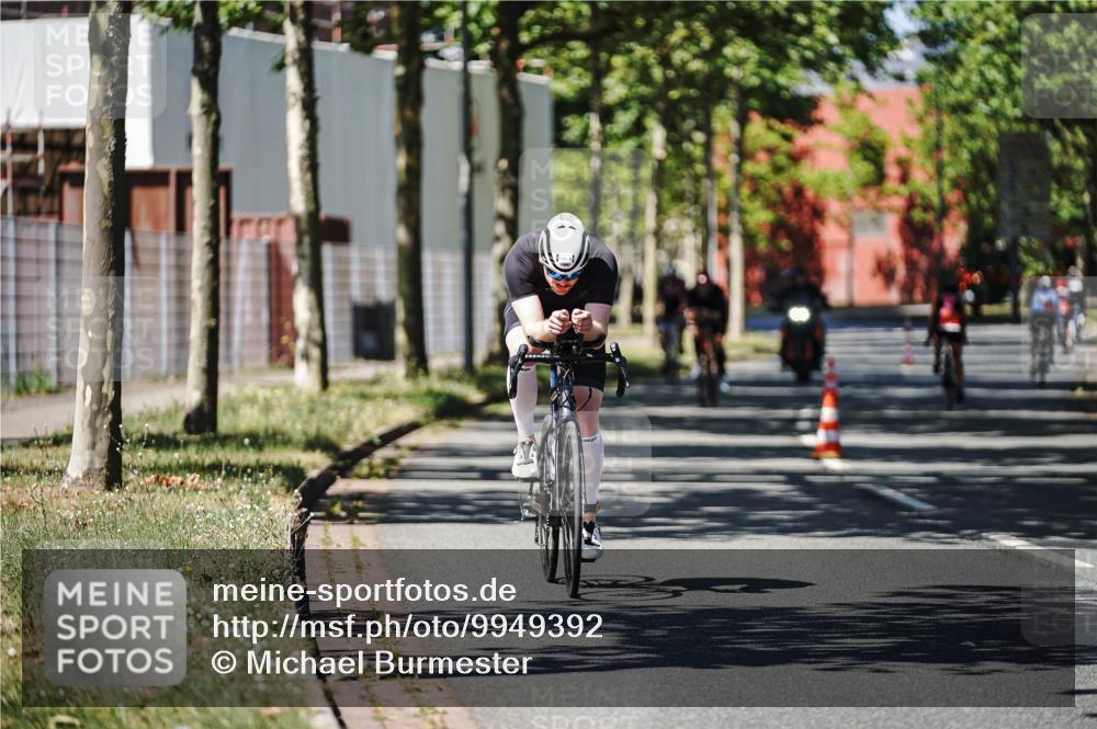 09.08.2026 - GEWOBA Citytriathlon Bremen Michael Burmester http://msf.ph/oto/9949392 09.08.2026 12:49:41 Radfahren 680, 710, 803, 852, 874, 924, 963, 983, 1150 meine-sportfotos.de