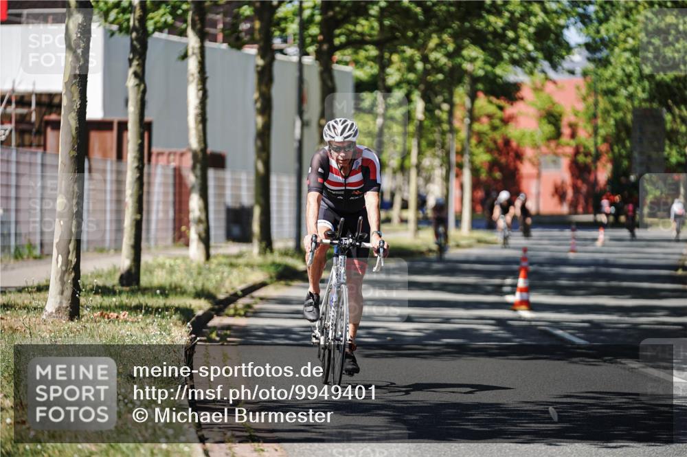 09.08.2026 - GEWOBA Citytriathlon Bremen Michael Burmester http://msf.ph/oto/9949401 09.08.2026 12:49:46 Radfahren 680, 710, 852, 874, 924, 946, 983, 1150 meine-sportfotos.de